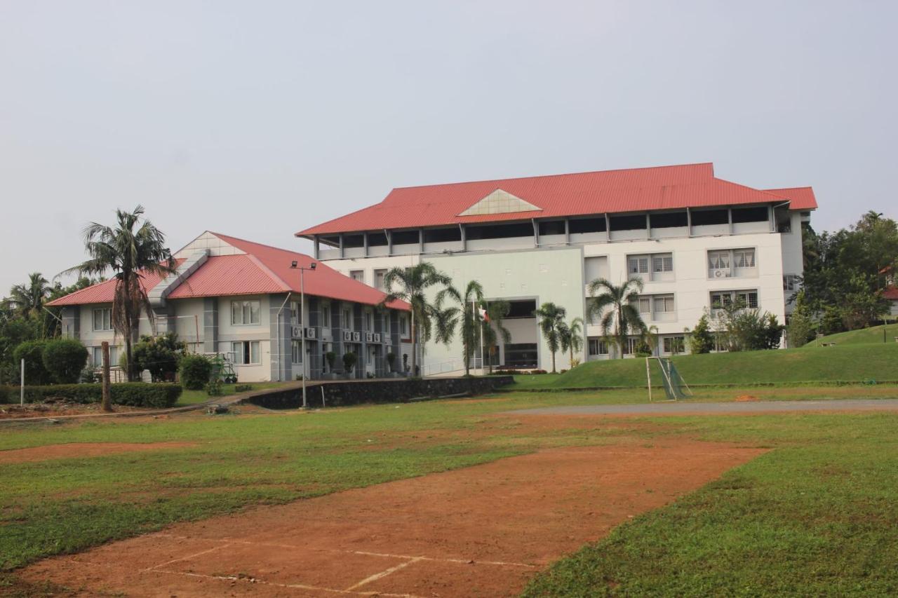 Angamaly Convention Centre Hotell Kochi Eksteriør bilde