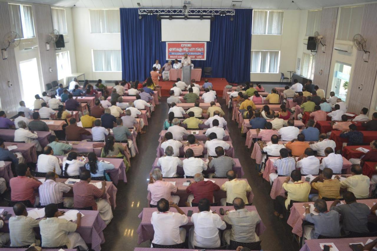 Angamaly Convention Centre Hotell Kochi Eksteriør bilde