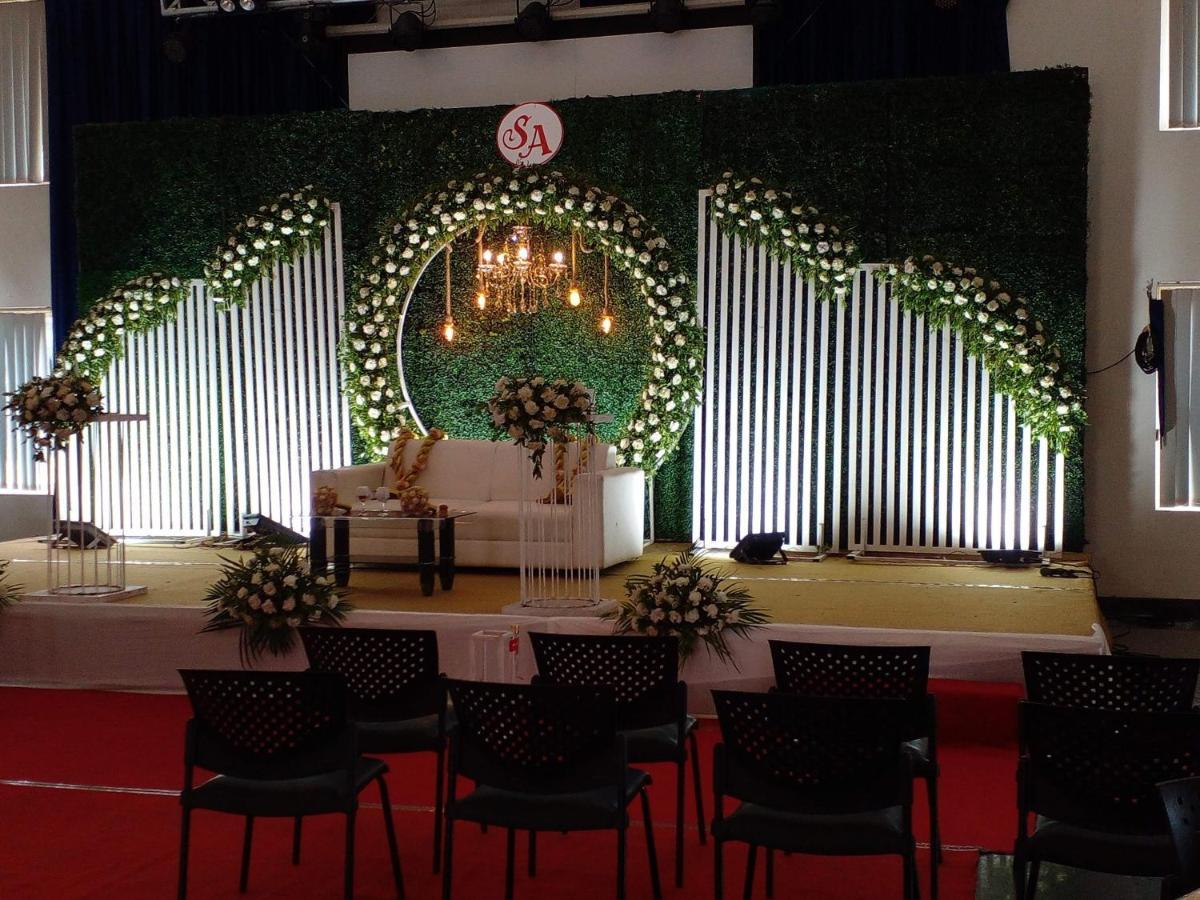 Angamaly Convention Centre Hotell Kochi Eksteriør bilde